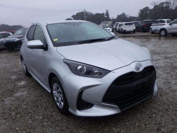 Toyota Yaris - Image 5