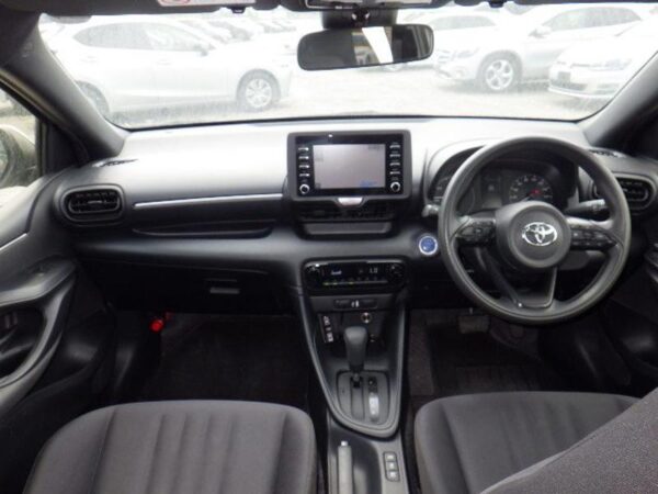 Toyota Yaris - Image 7