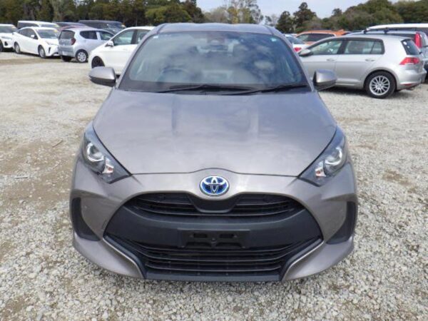 Toyota Yaris - Image 2