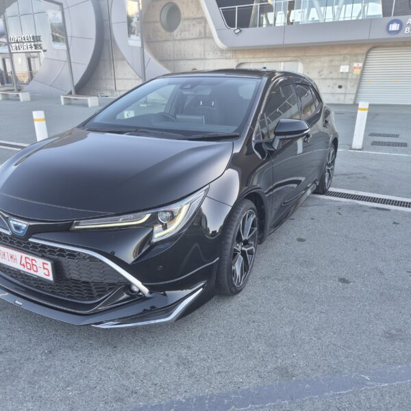 Toyota Corolla Sport - Image 3