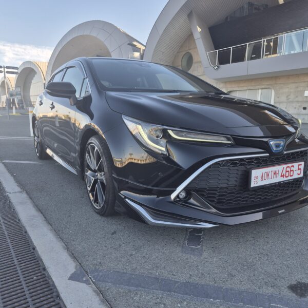 Toyota Corolla Sport - Image 8
