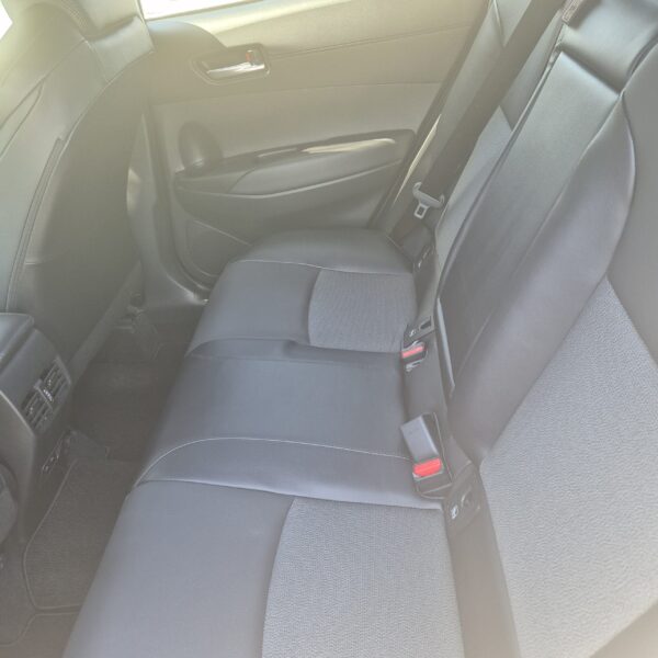 Toyota Corolla Cross - Image 8